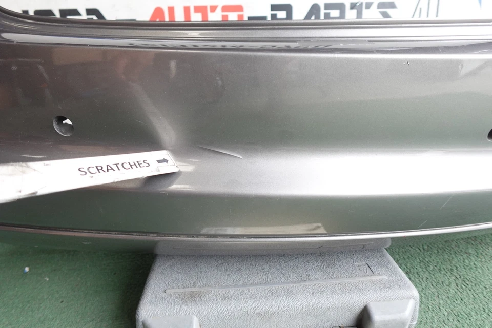 Cubierta de parachoques trasero con grieta Jaguar XF XFR 2012-2015 OEM AW67778 Foto 2 de 4