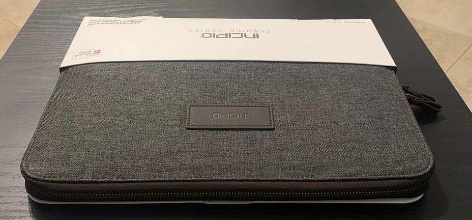 Funda esencial Incipio “Esquire Series” para Microsoft Surface Pro, Pro 4, ¡etc! Foto 4 de 4