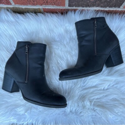 Natural Soul Black Faux Leather Round Toe Ankle Block Heel Boots