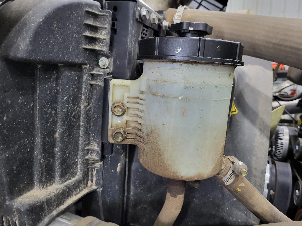 Replaces 4043002C92 2023 INTERNATIONAL LT POWER STEERING RESERVOIR ,  MN