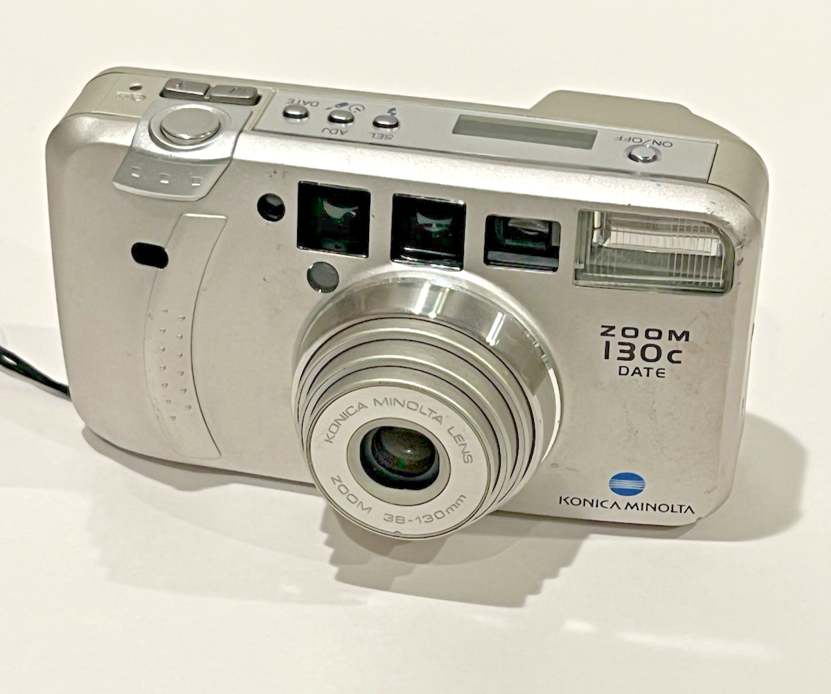 Konica Minolta Zoom 130C Date 35mm Point & Shoot Film Camera