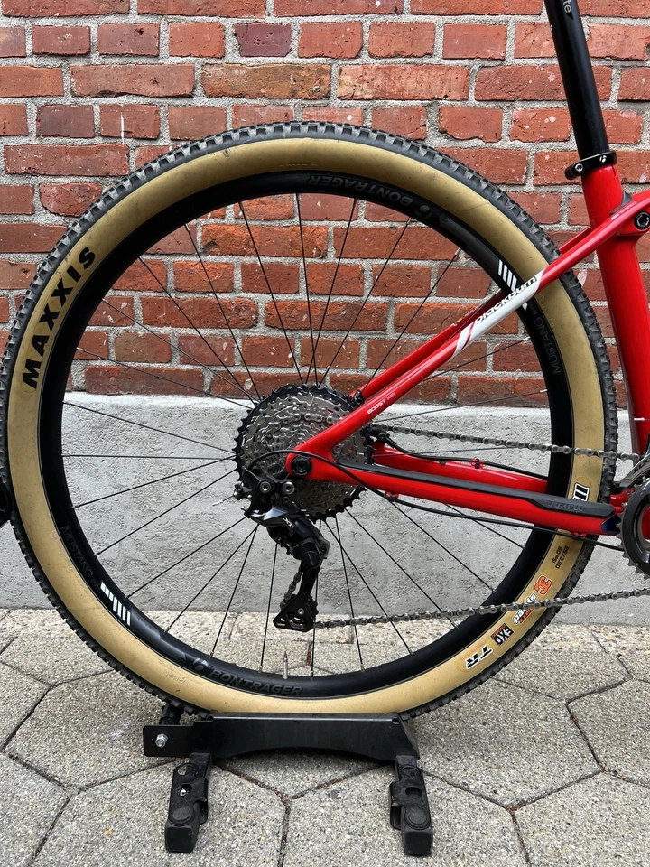 Trek Pro Caliber 9.7 29er Carbon/Shimano XT/Size M/Fox 32/Bontrager/G.Condition! - Bild 2 von 4