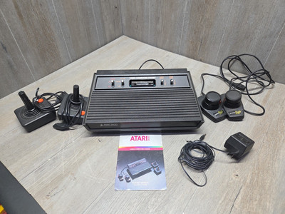 Atari 2600 Video Computer System Console (Tested)
