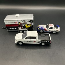 1 Greenlight Dodge SRT Ram 1500 Hitch N Tow 2014 Set 1/64 Truck, Trailer & Car
