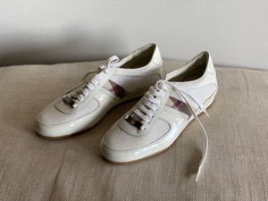 tenis burberry