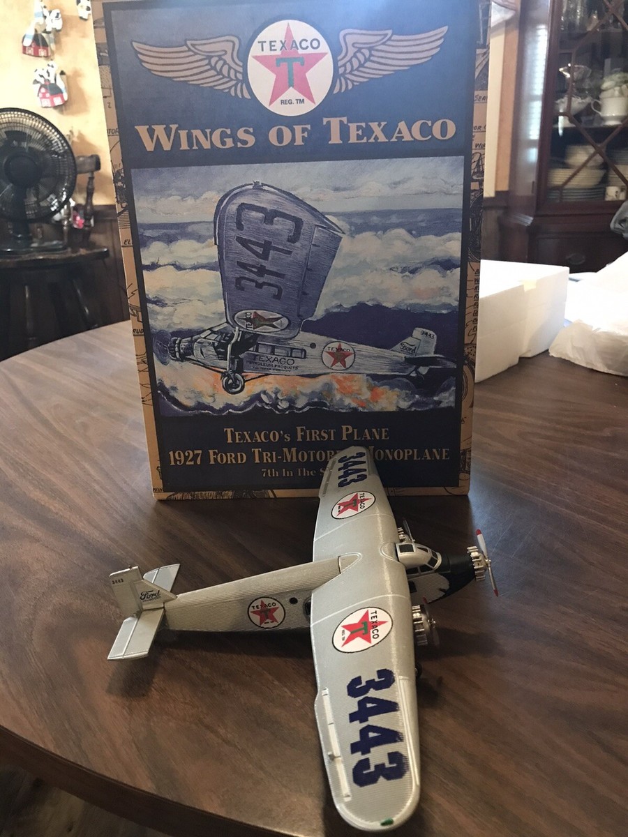 レアWings of Texaco 1927 Ford Tri-Motor 2機 レアWings of Texaco 1927 Ford Tri-Motor 2機