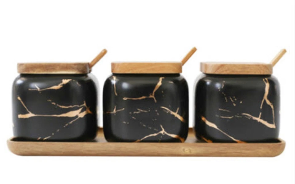 Tarros de especias - 3 frascos, bandeja de madera y 3 cucharas Foto 2 de 4