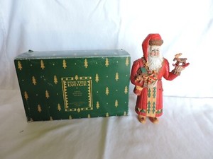Pine Tree Lodge Santa with Toys Figure #72869 Original Box