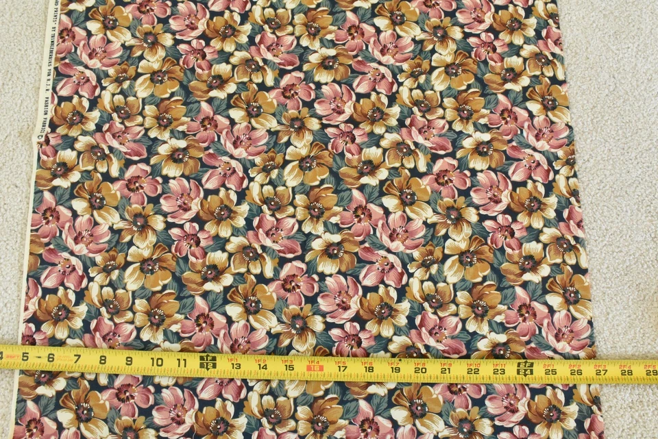 25" Long, Pink & Gold Floral on Green Quilt Cotton, Thimbleberries, P5611 - Image 3 of 4