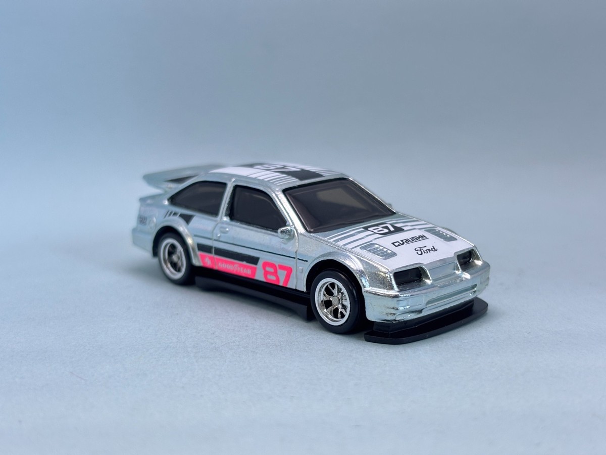 ミニカー Hotwheels STH ford Cierra Cosworth Hotwheels Factory Custom FC Super Treasure Hunt STH Ford Sierra