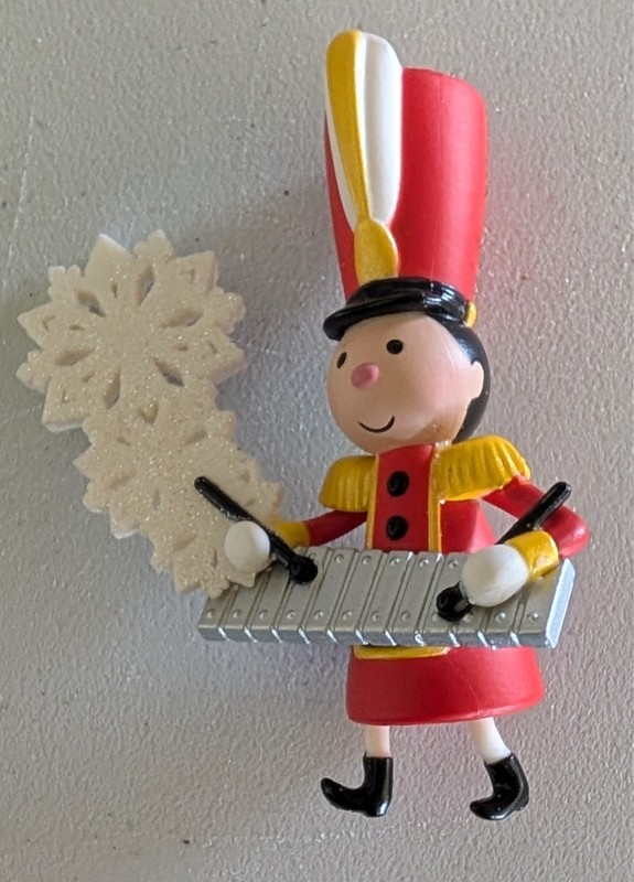 2025 Hallmark MINI Ornament - GLIMMERING GLOCKENSPIEL - Toy Soldier