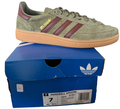 Size 7 - adidas Handball Spezial Olive Brown