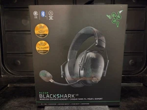 Razer - BlackShark V3 Wireless Over-the-Ear Gaming Headset - New!