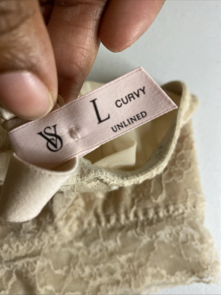 Bralette ROSA Victoria's Secret Sin Forro Curvy Talla L Bralette de Encaje (G) Foto 3 de 4