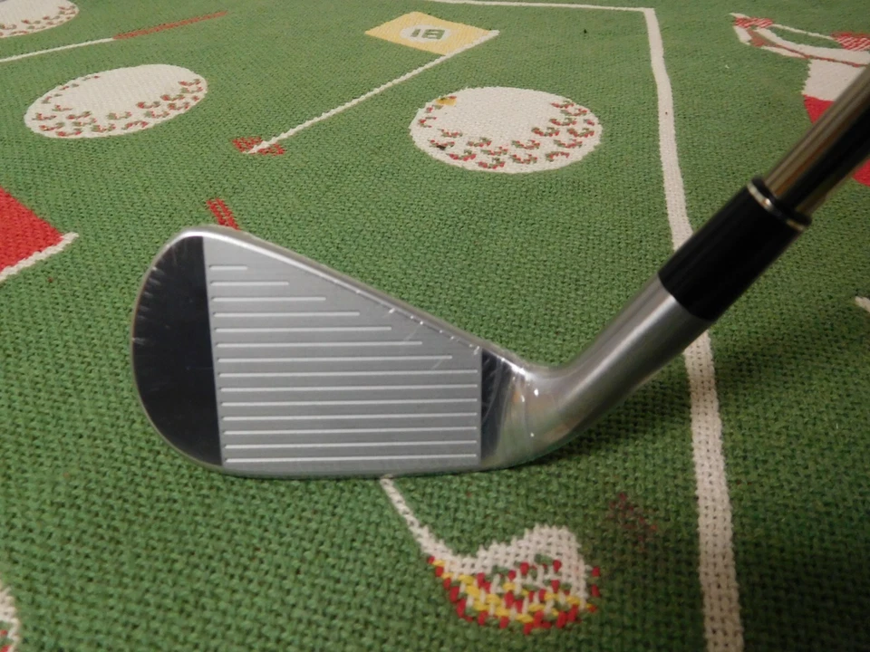 New Srixon ZU 85 Utility (Driving) Iron (6U - 29*)/ UST Mamiya Recoil 95 F3 (R) - Image 3 of 4