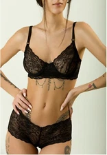 Womans Sexy Lace Lingerie Set, Bridal, Black, Matching Panties