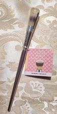 IT COSMETICS #203 Ulta Live Beauty Fully Blending Concealer Brush NEW!