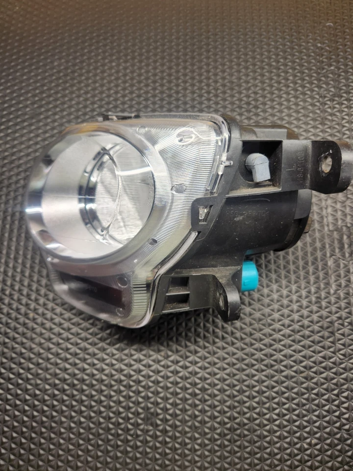 Conjunto de luz de estacionamiento señal de giro izquierda Fiat 500 2012-2019 mercado de accesorios TYC Foto 2 de 4