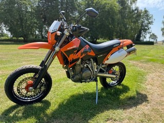 STUNNING 2004 KTM 620 LC4 SUPERMOTO 12 MONTH MOT V5