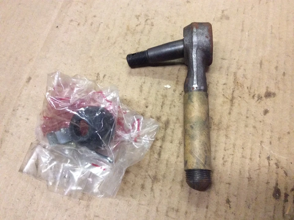 NUEVO NAPA ES2077R extremo de barra de dirección exterior derecho - se adapta a Ford 80-97 Foto 3 de 4