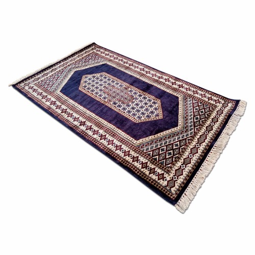 Traditional Hand Knotted Ink Black Artsilk Rug Size 2.5Ft x 4Ft For Home Decor - Picture 7 of 15