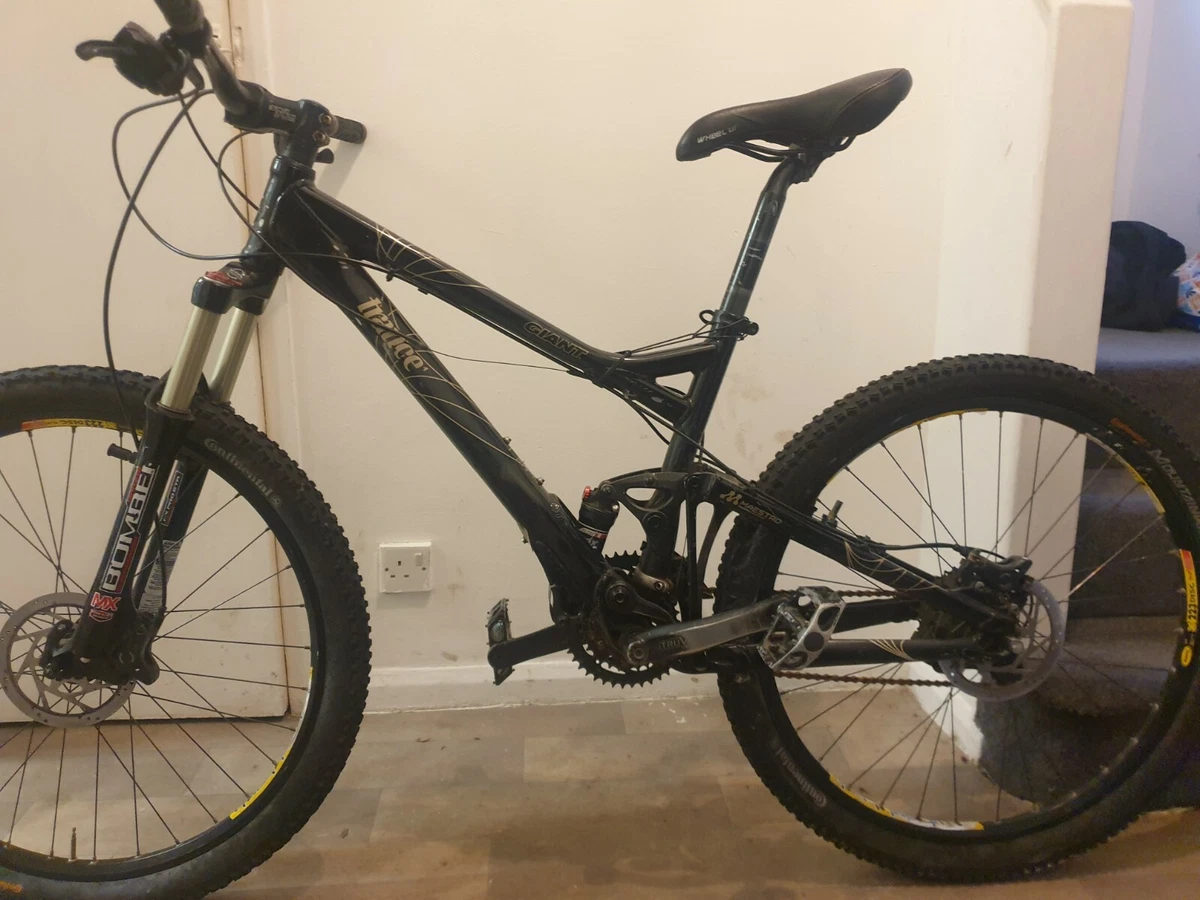 GIANT Trance X4 full suspension mountain bike size small frame 26