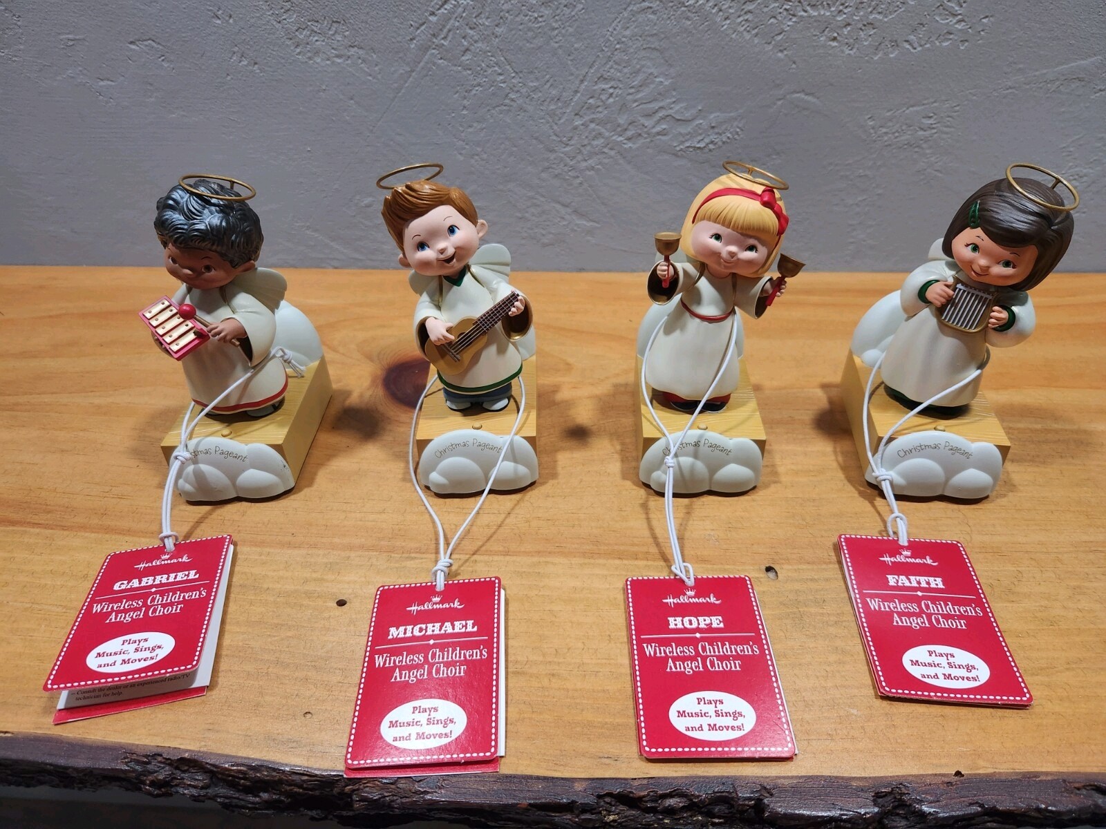 Hallmark Wireless Children's Angel Choir