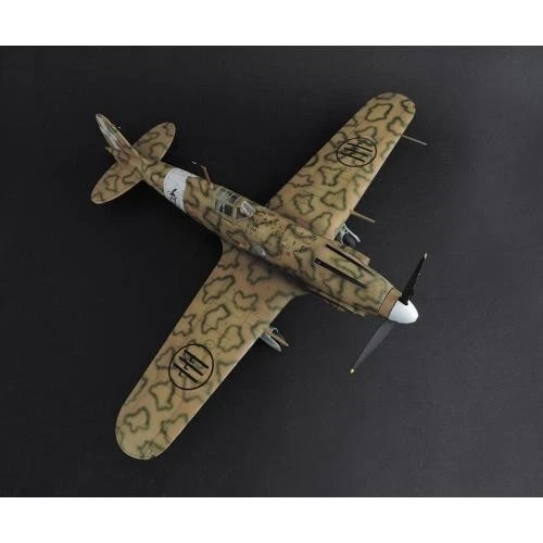 1:32 ITALERI Macchi Mc.205 Veltro Kit IT2519 - Immagine 4 di 4
