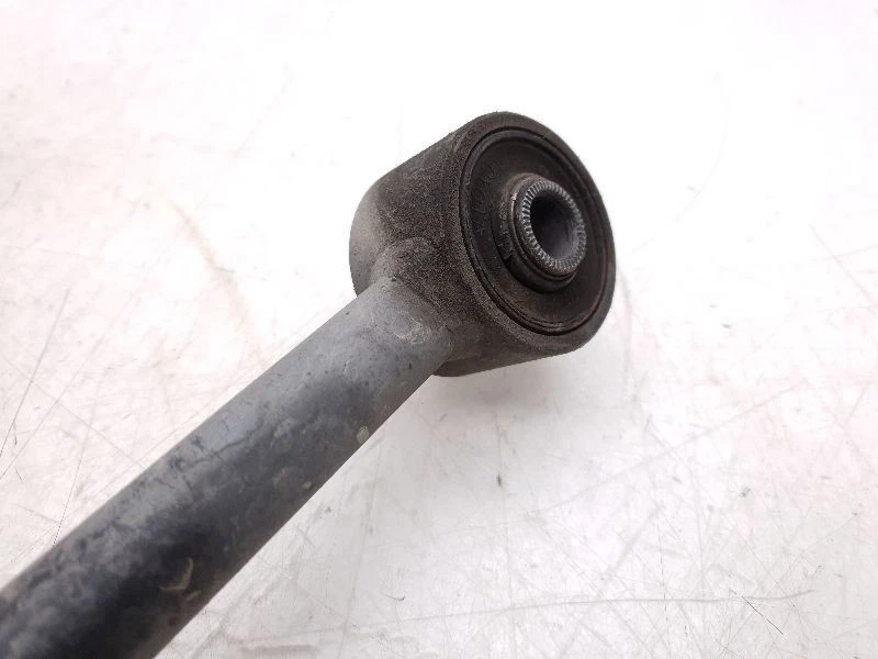 92-96 LEXUS SC300 LADO PASAJERO TRASERO CONTROL BRAZO ARRASTRE MONTAJE  Foto 4 de 4