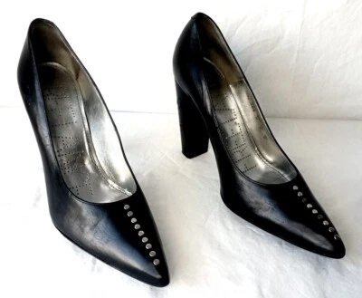 FREE LANCE Pumps Absätze 1 CM Vollleder Schwarz - Nägel Silber 38.5 Guter - Bild 1 von 4
