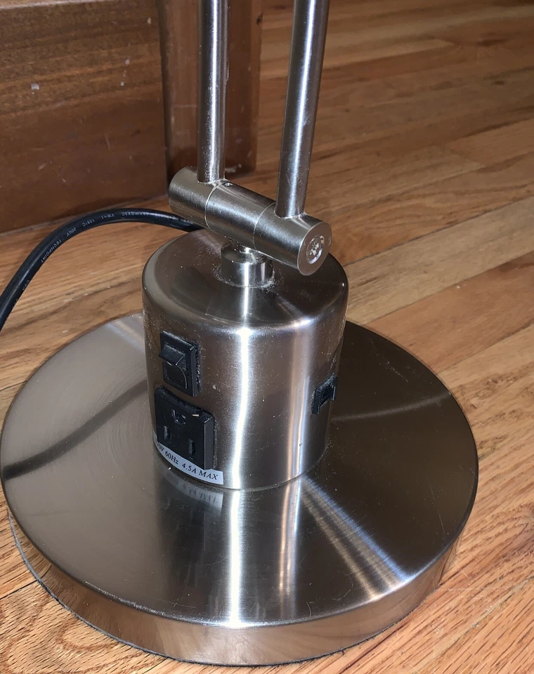 Hampton Bay 14,75 pulgadas Lámpara de escritorio con acabado de acero cepillado con enchufe en la base - E306 Foto 4 de 4