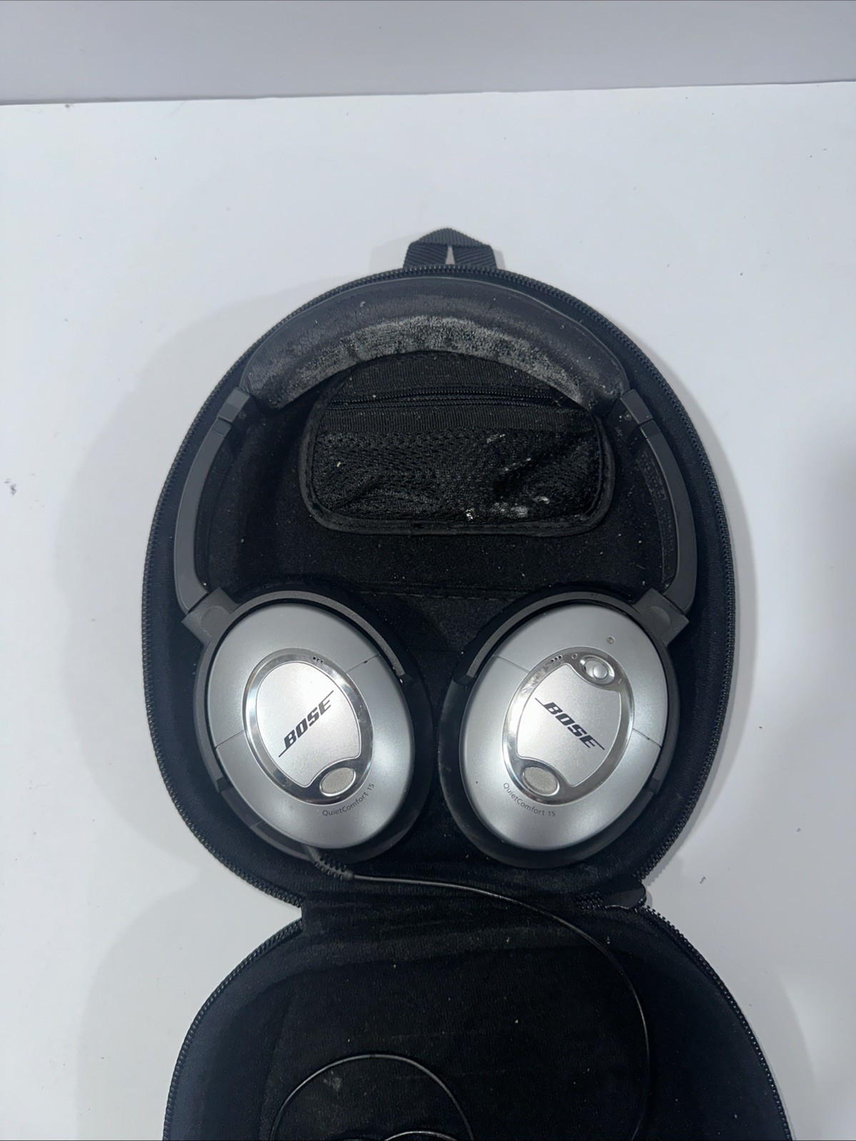 Bose QuietComfort 15 On The Ear Acoustic Noise Cancelling Headphone Needs pads