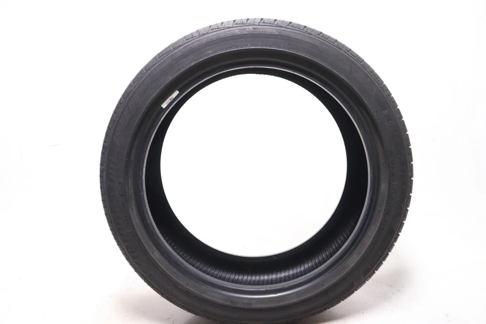 Set of 2 Used 235/45R18 Bridgestone Turanza EL440 - 94V - 6.5-7/32 No Repairs - Image 4 of 4