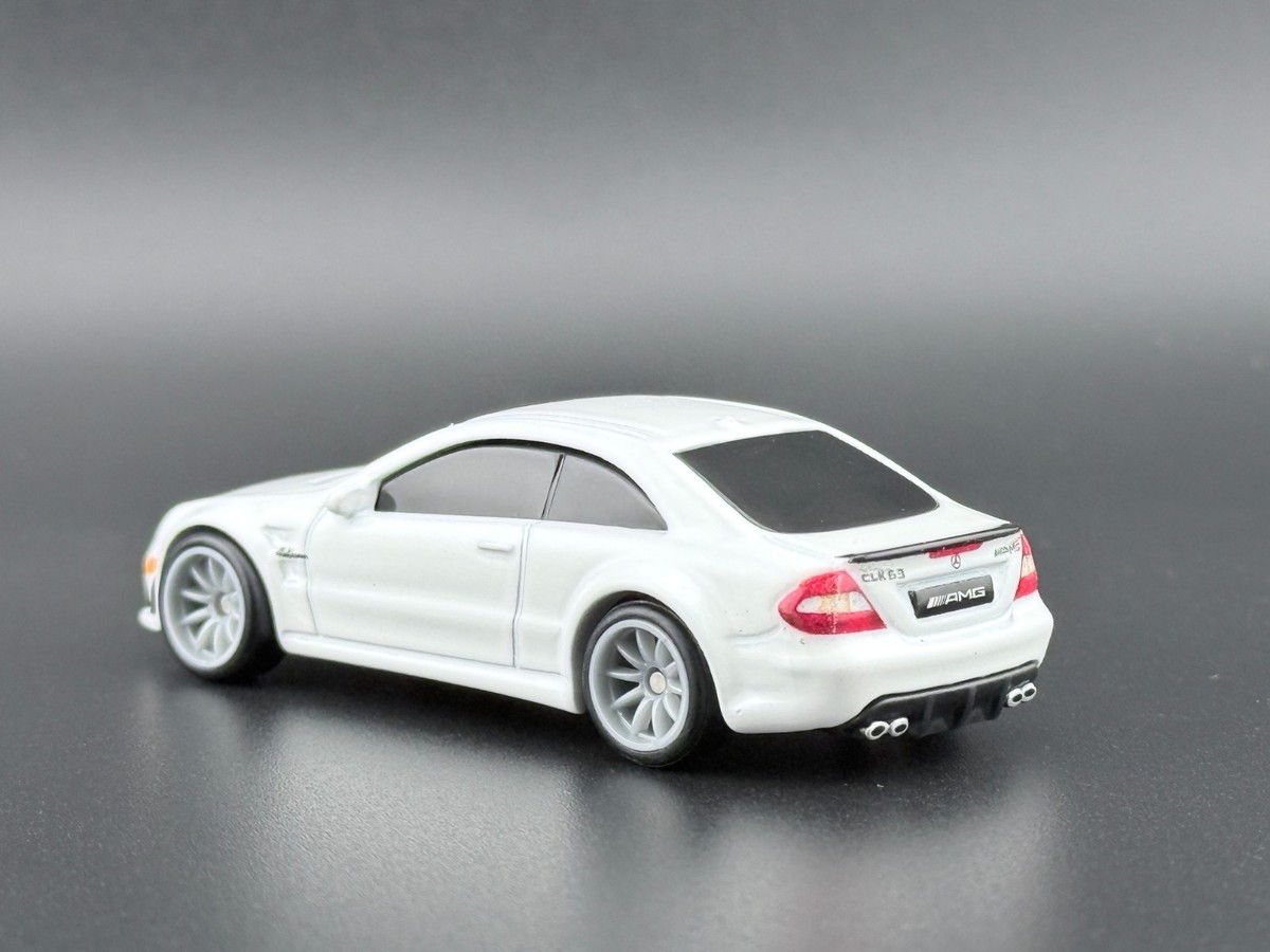 Hot Wheels 08 Mercedes-Benz C63 AMG Black Series Power Trip FPY86