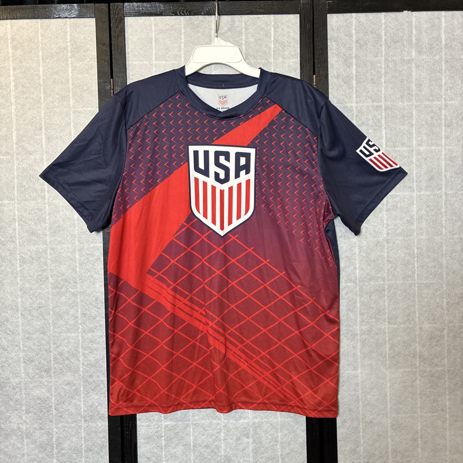Official US Soccer Jersey Mens Large L Blue Red 2026 USMNT Training Top Shirt