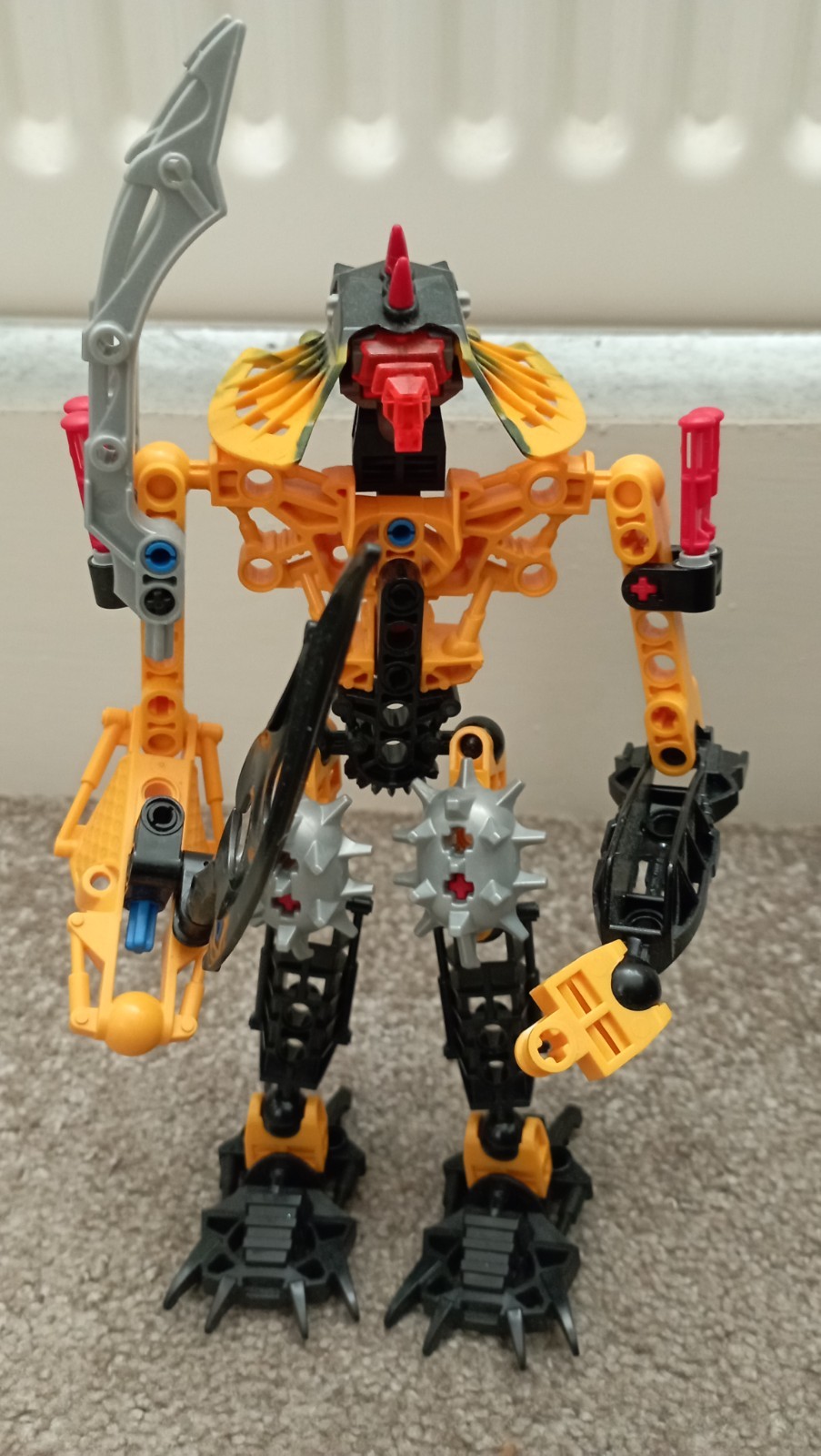 Lego Bionicle - Toa Hewkii 8912 - Figure only - Missing Blaster