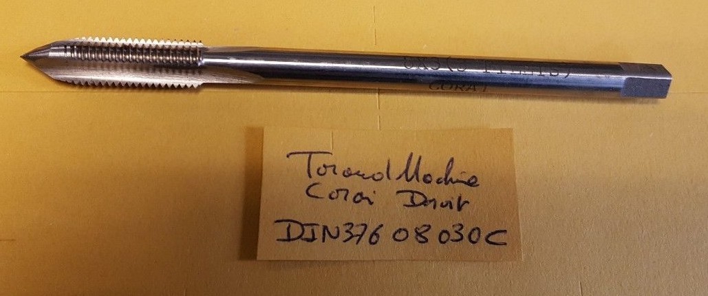 Taraud machine droit HSS M8 X 30 ideal pour tarauder les trous borgnes profonds en atelier