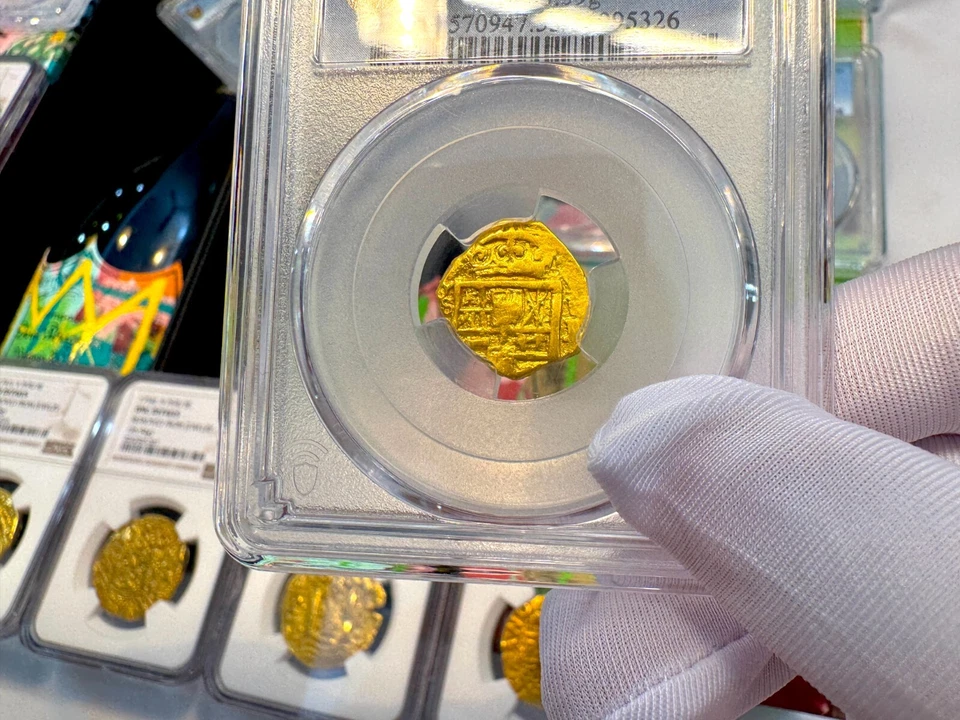 ESPAÑA 1 ESCUDO 1610-21 "CORONA COMPLETA" PCGS 53 MONEDAS DE ORO PIRATA TESORO Foto 3 de 4