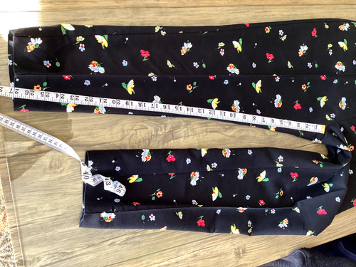 Buy Now 50% off Warehouse UK12 Black with Dainty Flowers Ankle Grazer Trousers - Picture 10 of 16