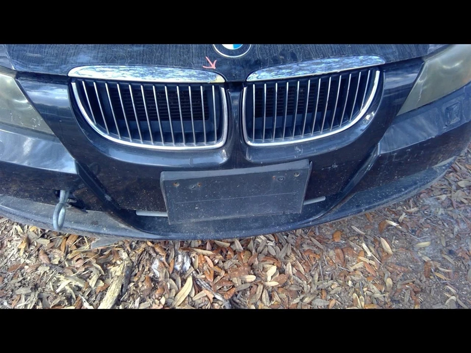 (BOX ONLY-NO TUBES) Air Cleaner Sedan Canada Market Fits 06 BMW 323i 1145772 - Image 3 of 4