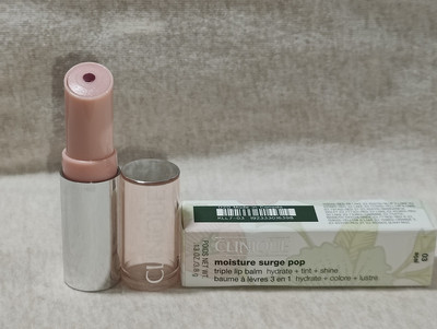 Clinique Moisture Surge Pop Triple Lip Balm Hydrate + Tint + Shine 03 ACAI 