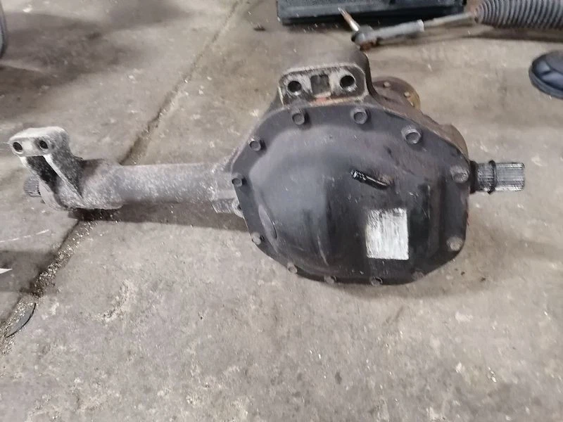 2002-2003 Dodge Durango Front Axle Differential Carrier Assembly 3.55 OEM - Image 2 of 4