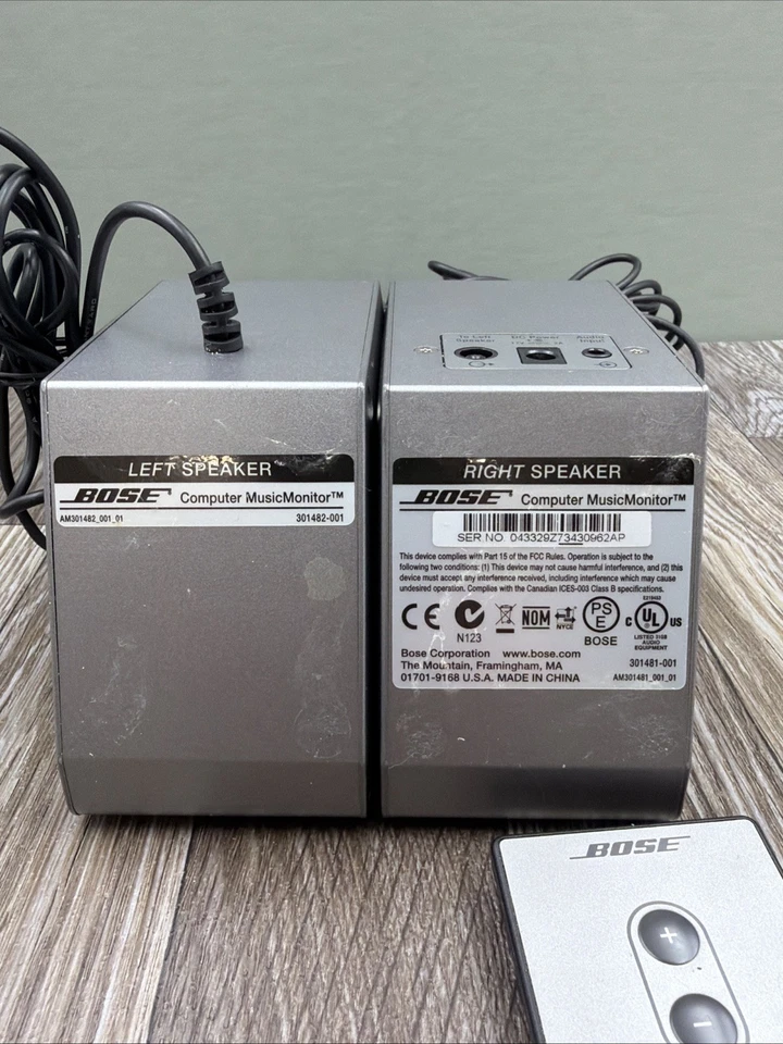 Bose Computer MusicMonitor Multimedia Speaker System Silver w/remote - Image 3 of 3