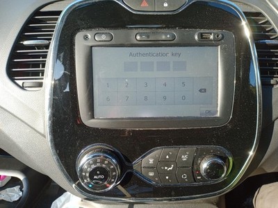RENAULT CAPTUR STEREO RADIO HEAD UNIT SCREEN 281156708R MK1 2013 - 2019