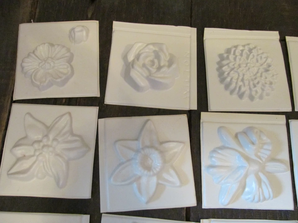 Molde de caramelo o cerámica Wilton flores de plástico de colección lote-12 rosa margarita narciso Foto 2 de 2