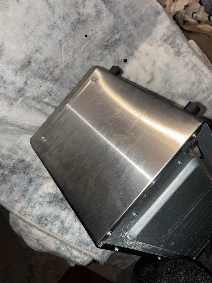 Oster Tostador Horno Woks Gran Falta Perilla Acero Inoxidable TSSTTVF8GA Foto 2 de 4