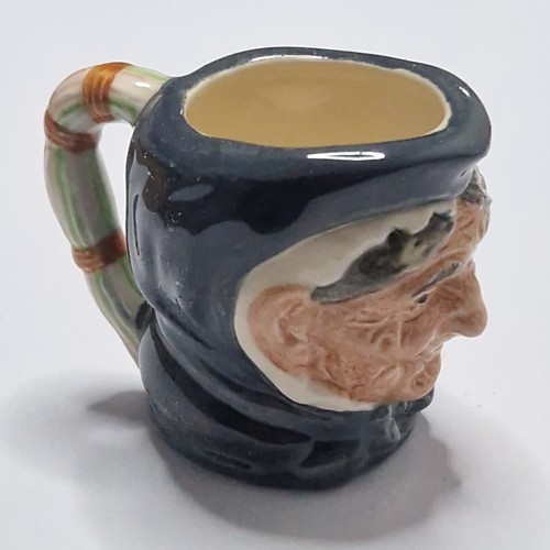 Vintage Royal Doulton Mini Toby Jug - Granny - (#886w) - Picture 2 of 8