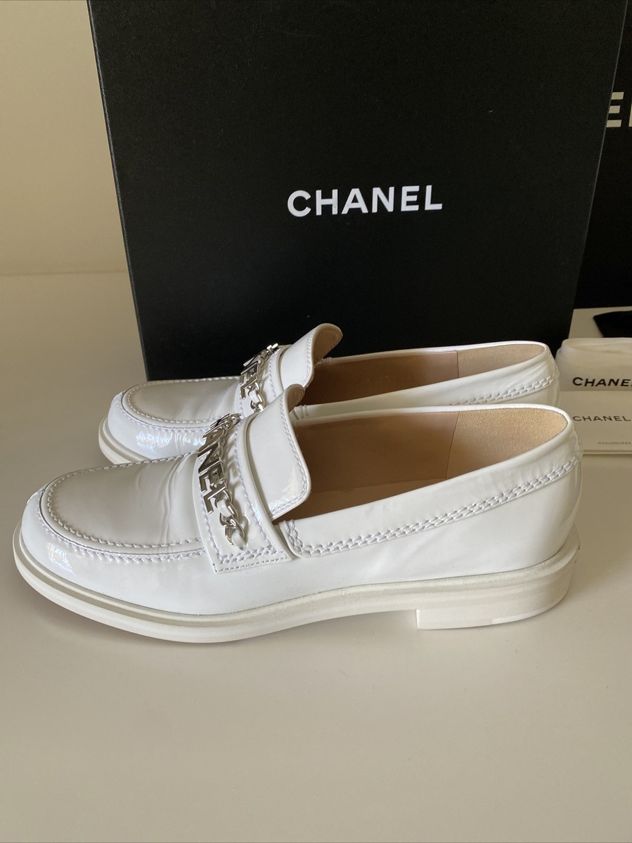CHANEL シャネル ♡ ロゴ ローファー 白 ホワイト 38 CHANEL シャネル ローファー レディース ココマーク ロゴ #38 白