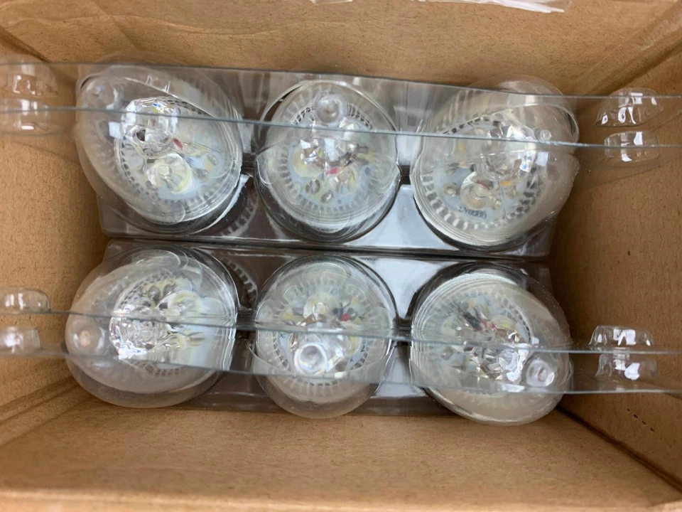 Candelabra LED Filament Bulbs Dimmable 40W Equivalent 2700K Warm White - Image 2 of 4