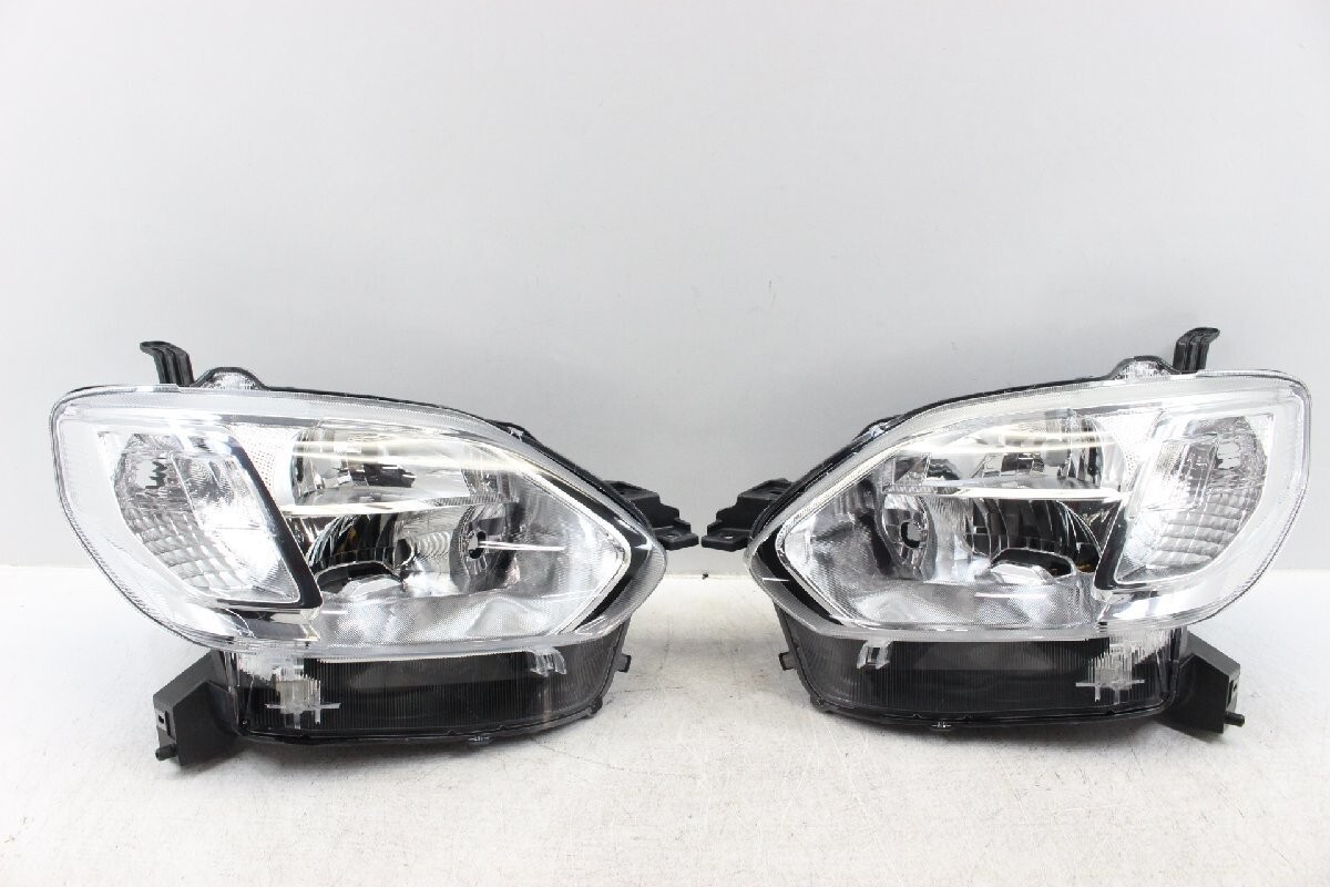 Toyota Passo M700A Headlight Lights Lamps set JDM | eBay